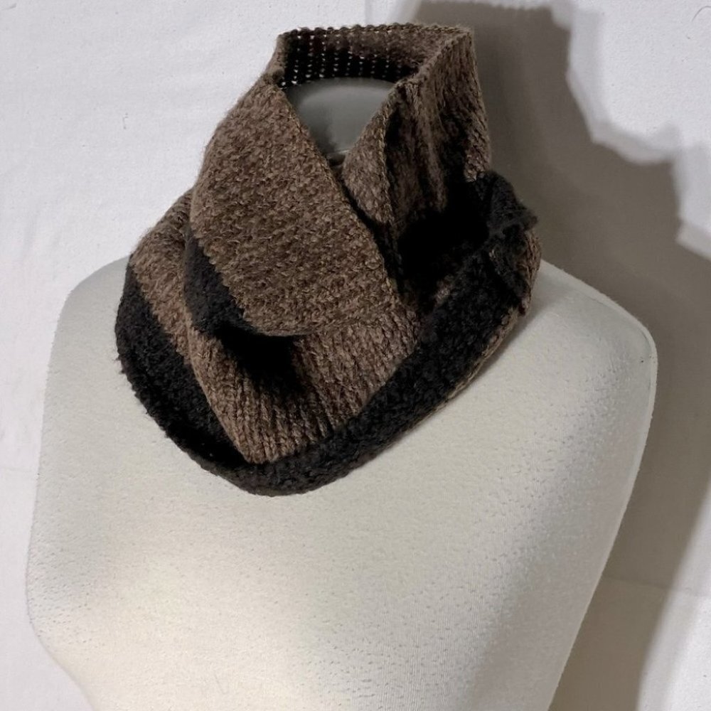 5/$25 Hand Knit Brown Black Neck Warmer